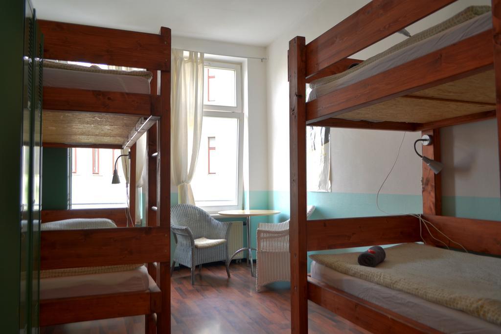 Oskars Absteige Hostel Lipcse Szoba fotó